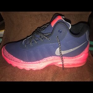 Nike Air Max Invigor Mid